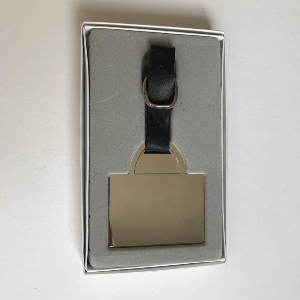 Metal luggage tag